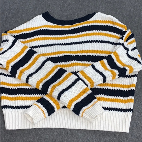 Crew Neck Sweater for Fall/Winter - Picture 4 of 4